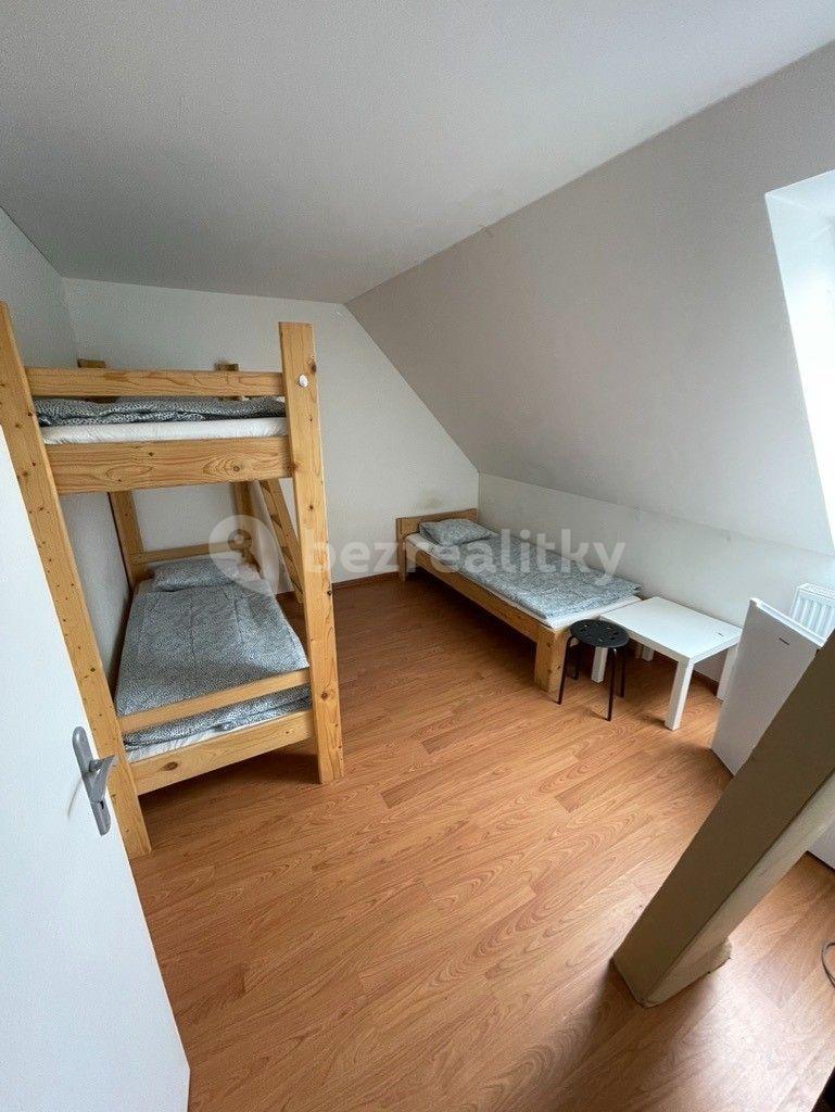 Pronájem bytu Garsoniéra 25 m², Hálkova, Přelouč, Pardubický kraj