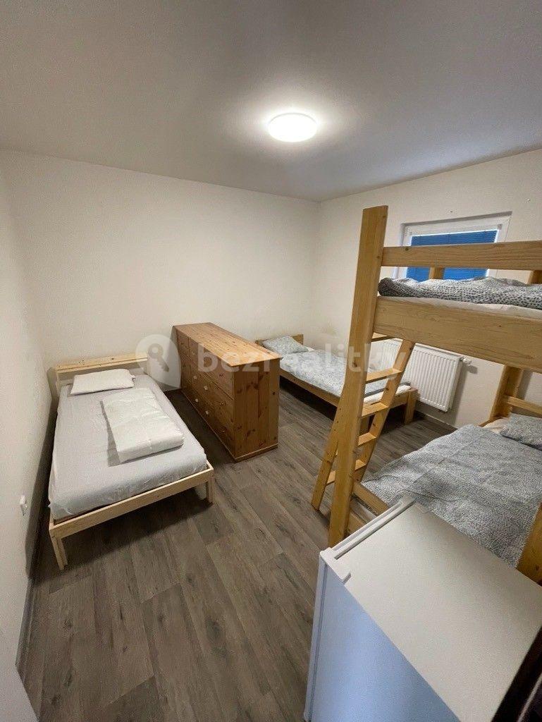 Pronájem bytu Garsoniéra 25 m², Hálkova, Přelouč, Pardubický kraj