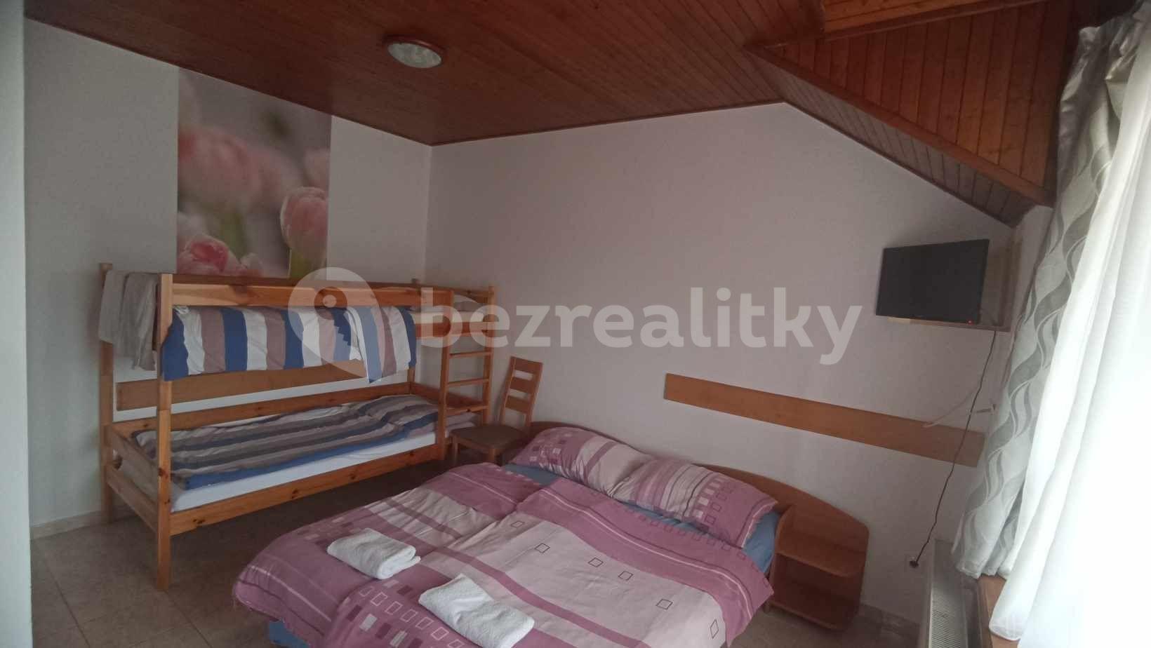 Prodej domu 322 m², pozemek 878 m², Turistická, Veľký Meder, Trnavský kraj