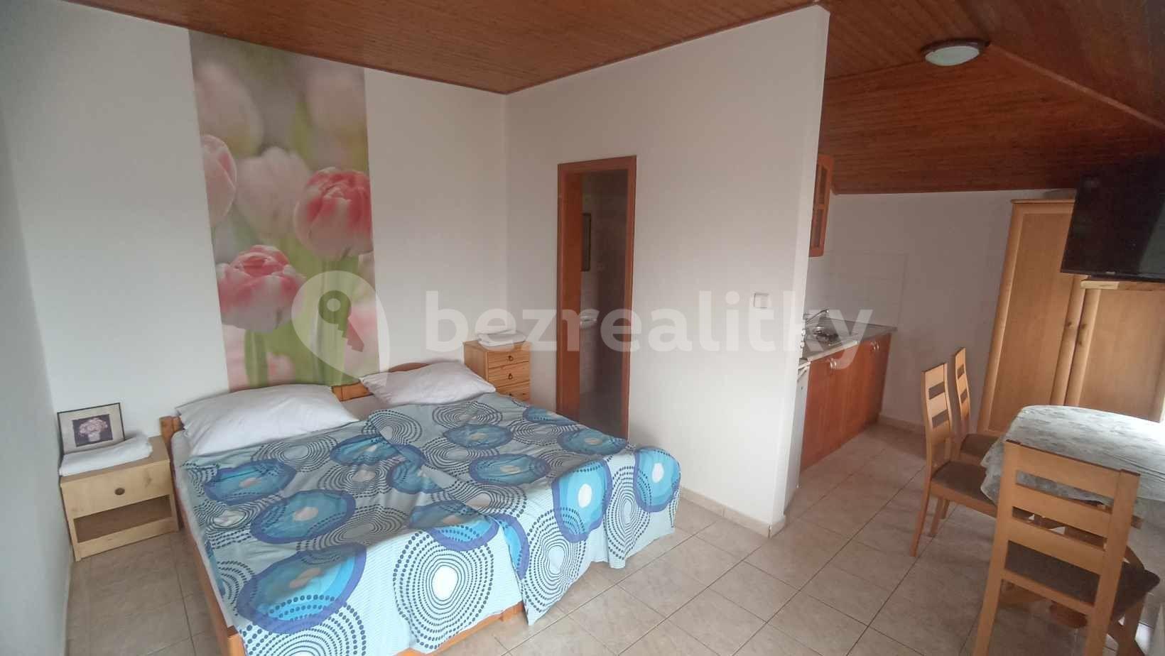 Prodej domu 322 m², pozemek 878 m², Turistická, Veľký Meder, Trnavský kraj