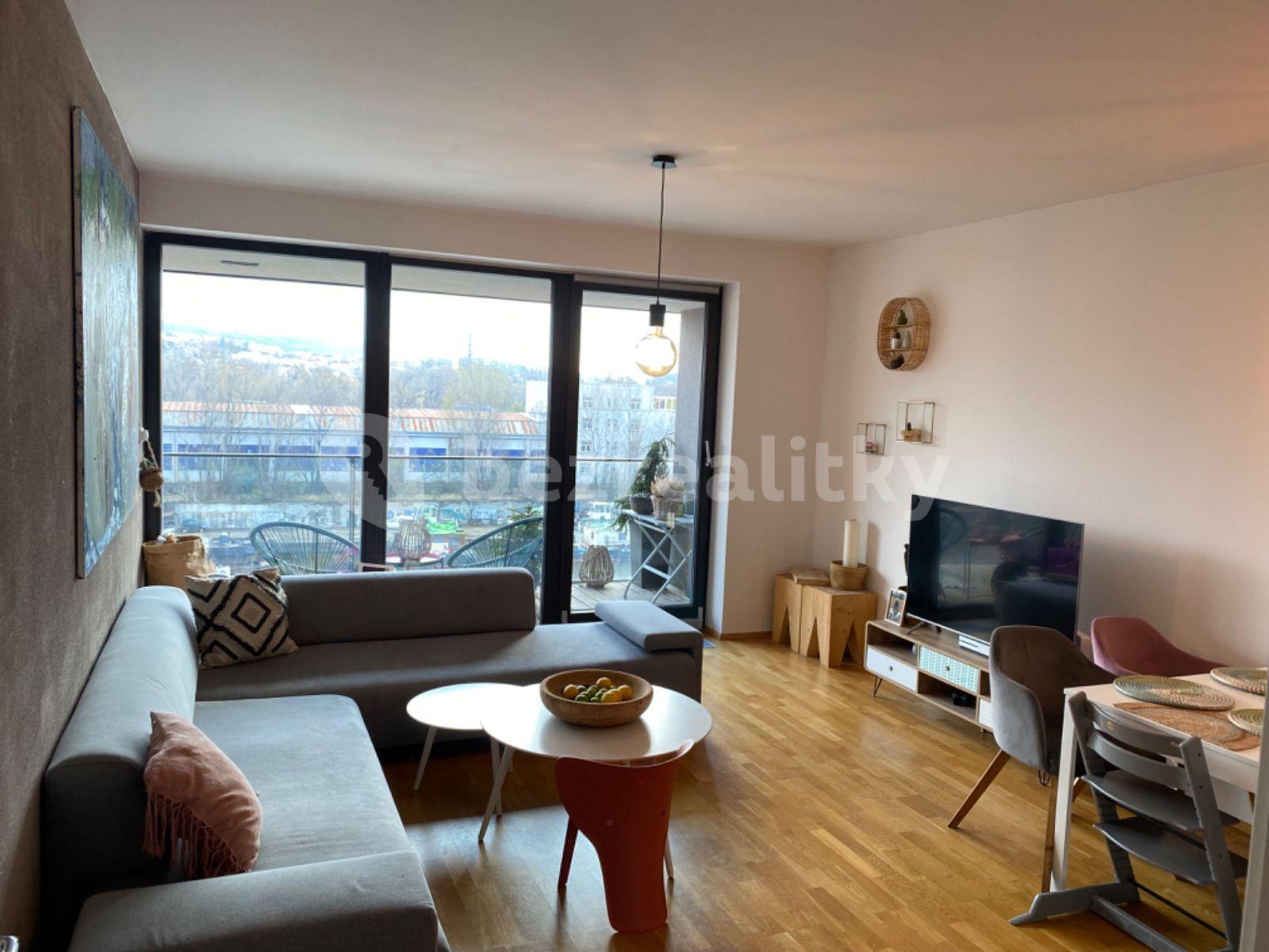 Prodej bytu 2+kk 82 m², V Přístavu, Praha, Praha