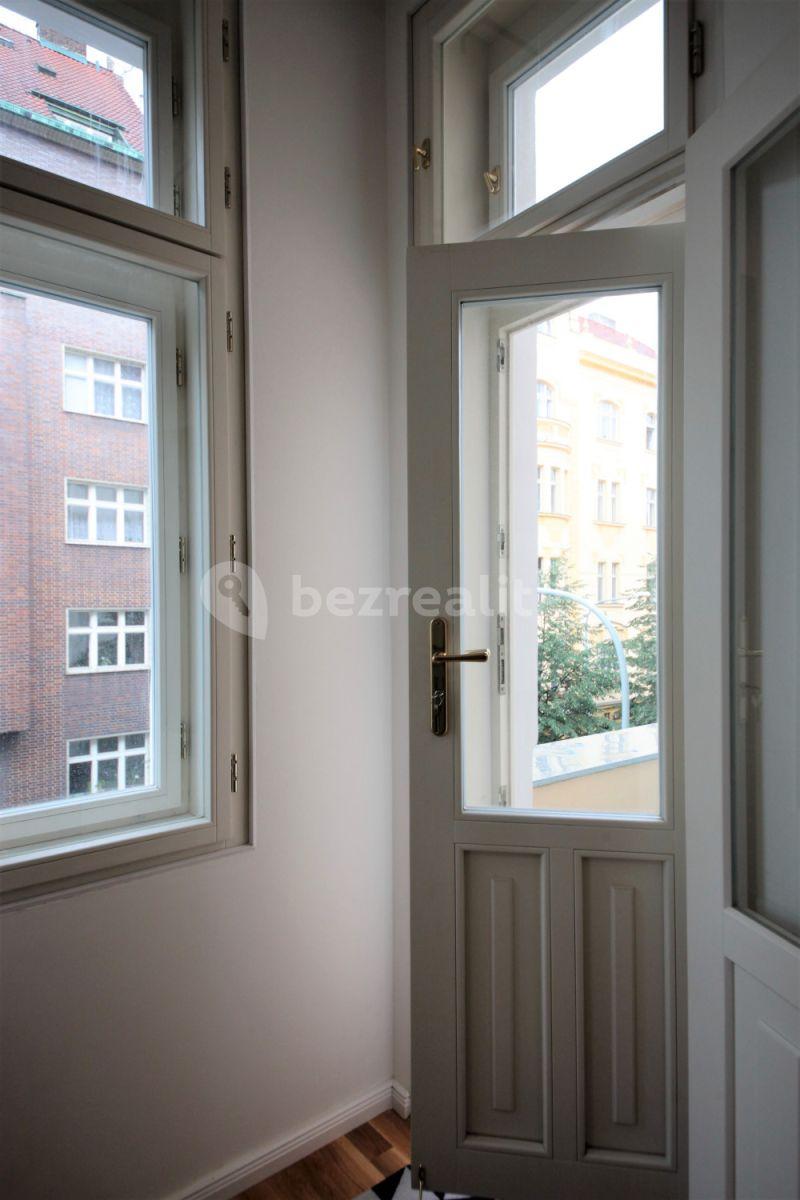 Pronájem bytu 1+kk 30 m², Ondříčkova, Praha, Praha