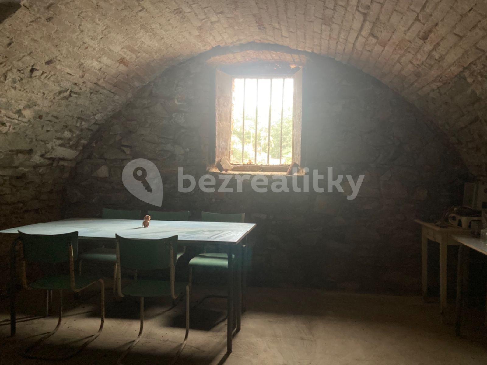 Prodej pozemku 147 m², Koželužská, Znojmo, Jihomoravský kraj