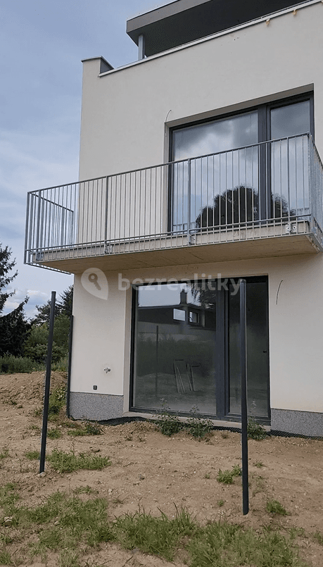 Prodej bytu 2+kk 85 m², Hlavní, Sulice, Středočeský kraj