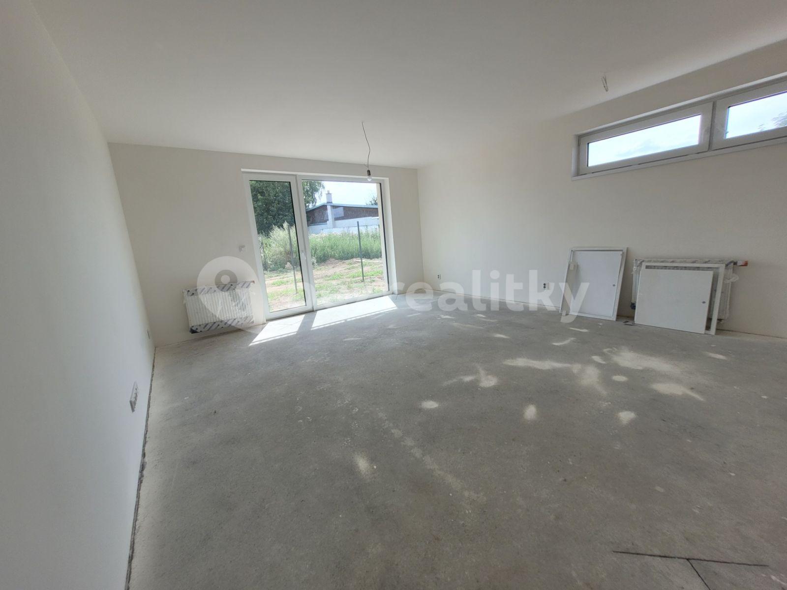 Prodej bytu 2+kk 85 m², Hlavní, Sulice, Středočeský kraj