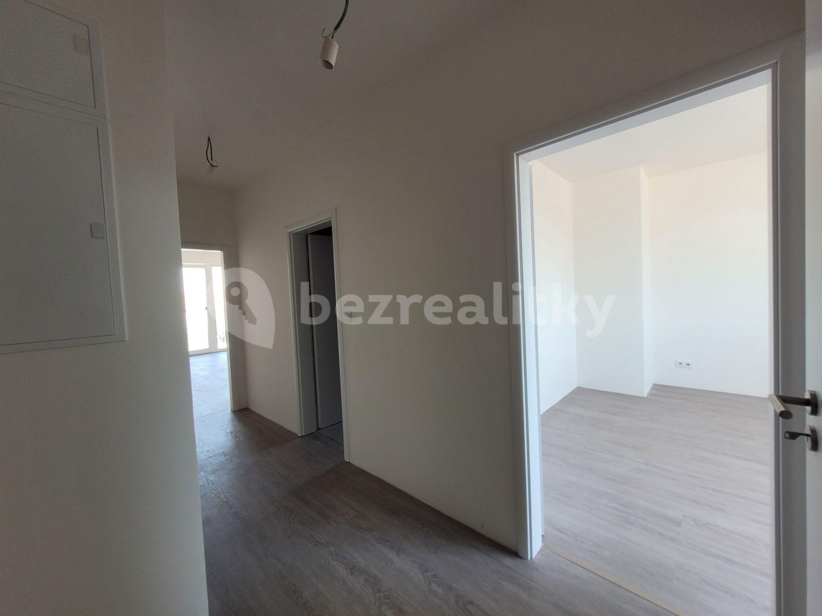 Prodej bytu 2+kk 70 m², Hlavní, Sulice, Středočeský kraj