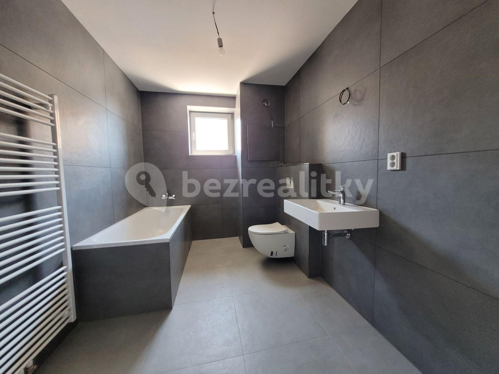 Prodej bytu 3+kk 104 m², Hlavní, Sulice, Středočeský kraj