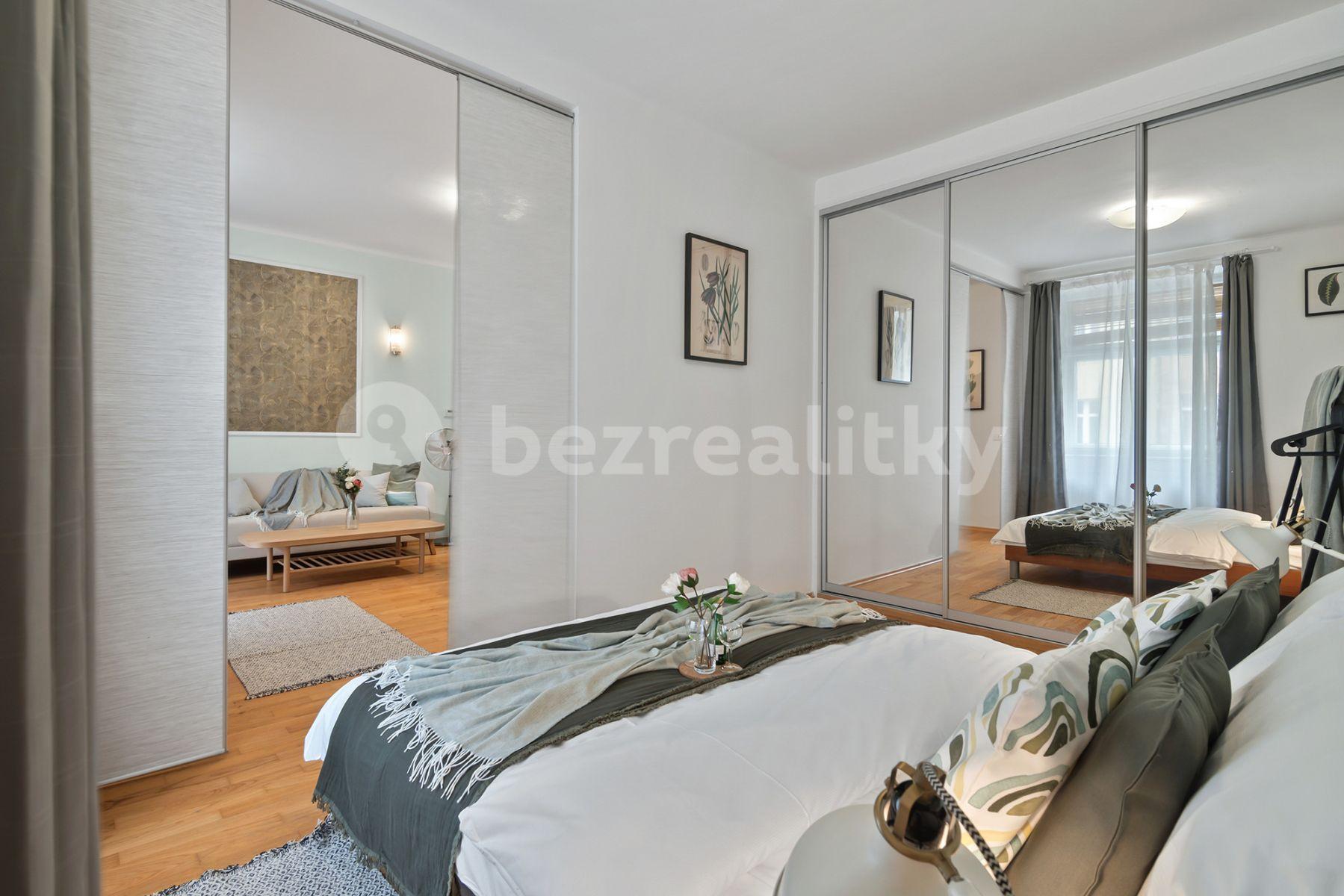 Pronájem bytu 2+1 51 m², Slezská, Praha, Praha