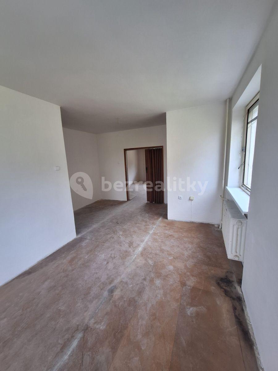 Prodej domu 300 m², pozemek 886 m², Loučka, Zlínský kraj