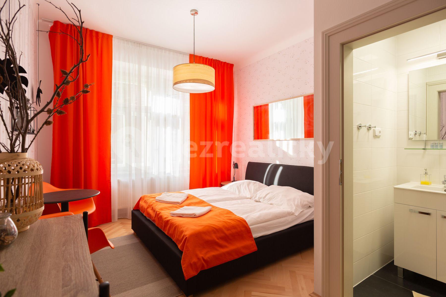 Pronájem bytu 3+1 90 m², Blanická, Praha, Praha