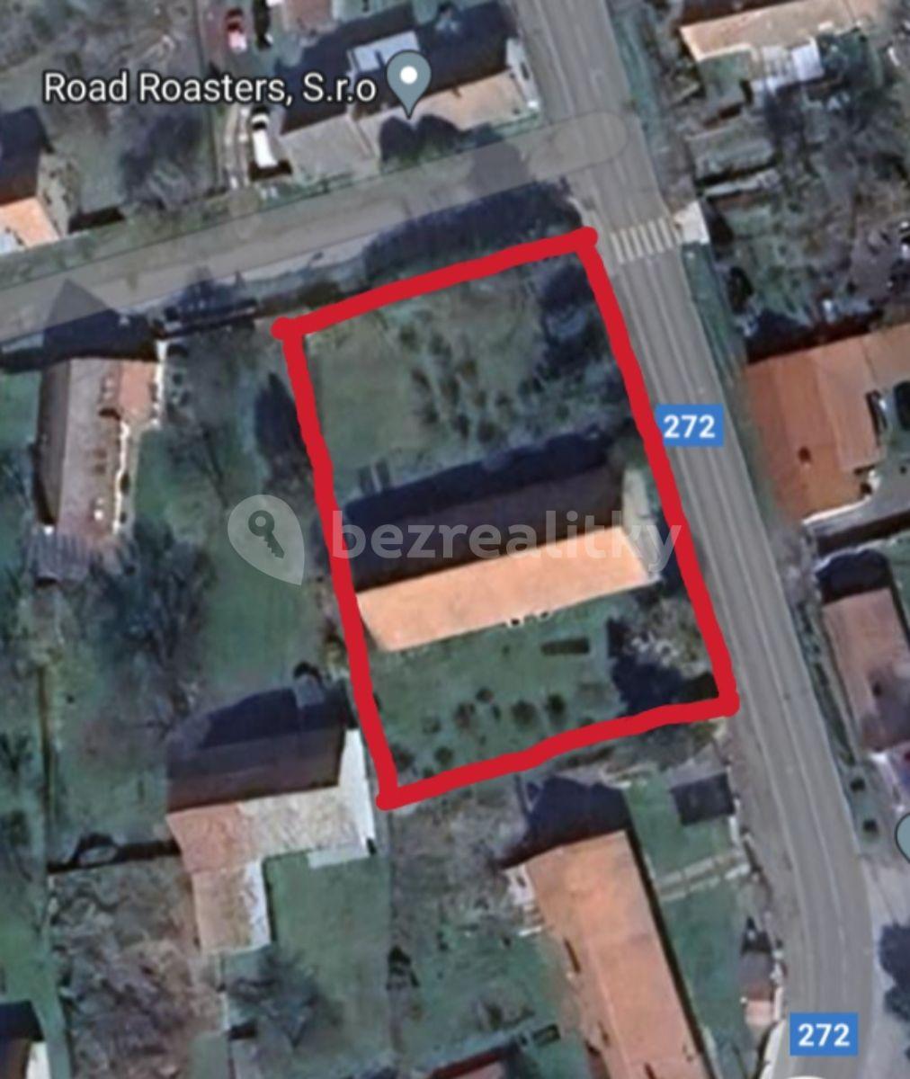 Prodej pozemku 1.605 m², Milovice, Středočeský kraj