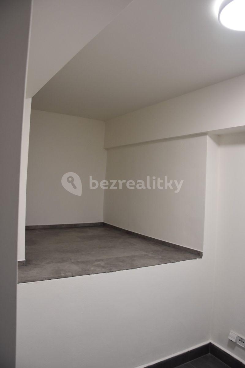 Pronájem bytu 4+kk 153 m², náměstí Svobody, Šternberk, Olomoucký kraj