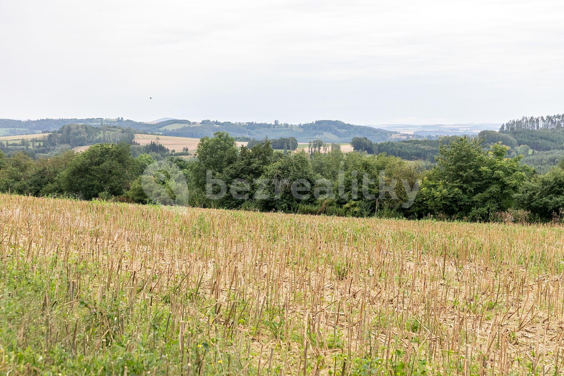 Prodej pozemku 1.800 m², Podveky, Podveky, Středočeský kraj