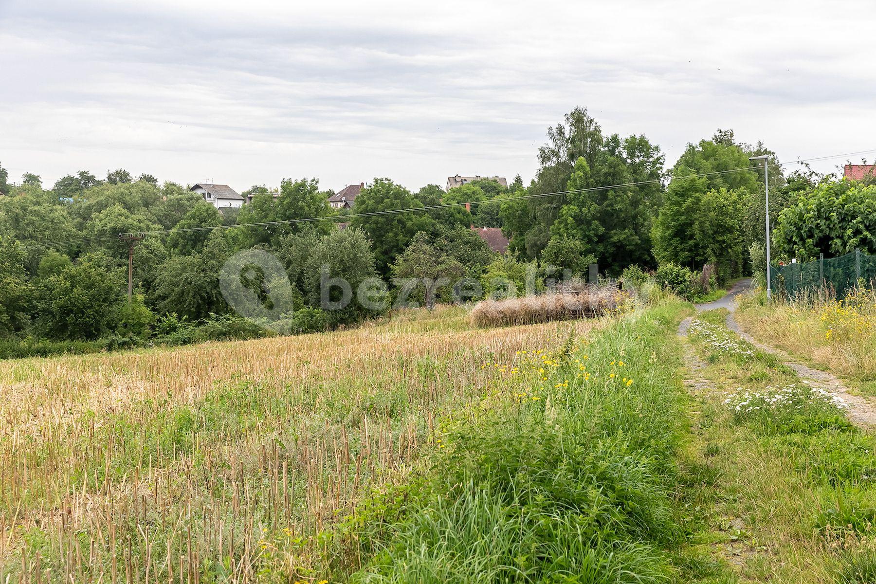 Prodej pozemku 1.800 m², Podveky, Podveky, Středočeský kraj