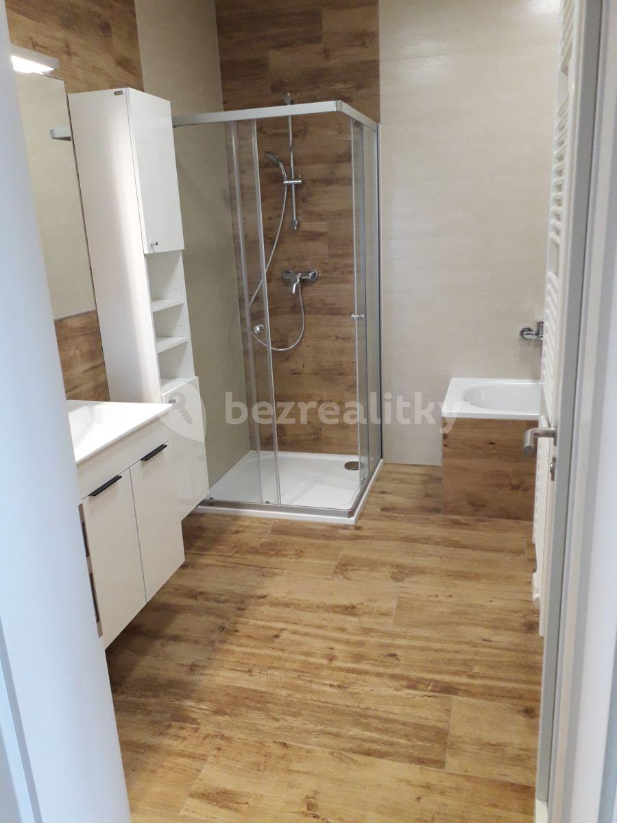 Pronájem domu 157 m², pozemek 573 m², Lipová, Sulice, Středočeský kraj