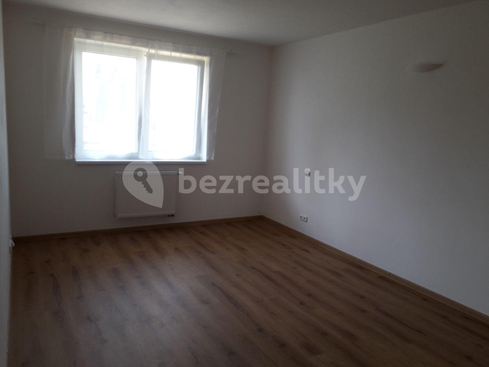 Pronájem domu 157 m², pozemek 573 m², Lipová, Sulice, Středočeský kraj