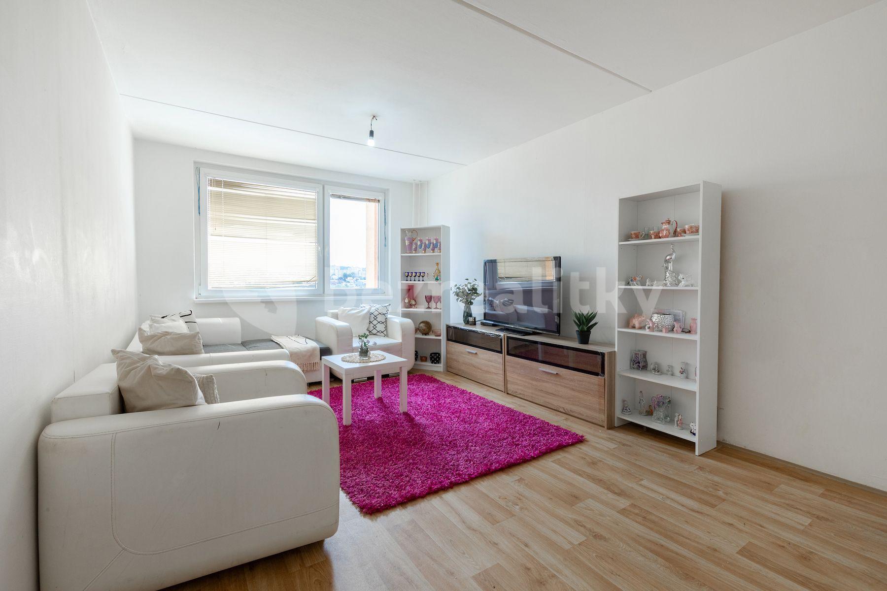 Prodej bytu 3+1 70 m², Střekovská, Praha, Praha