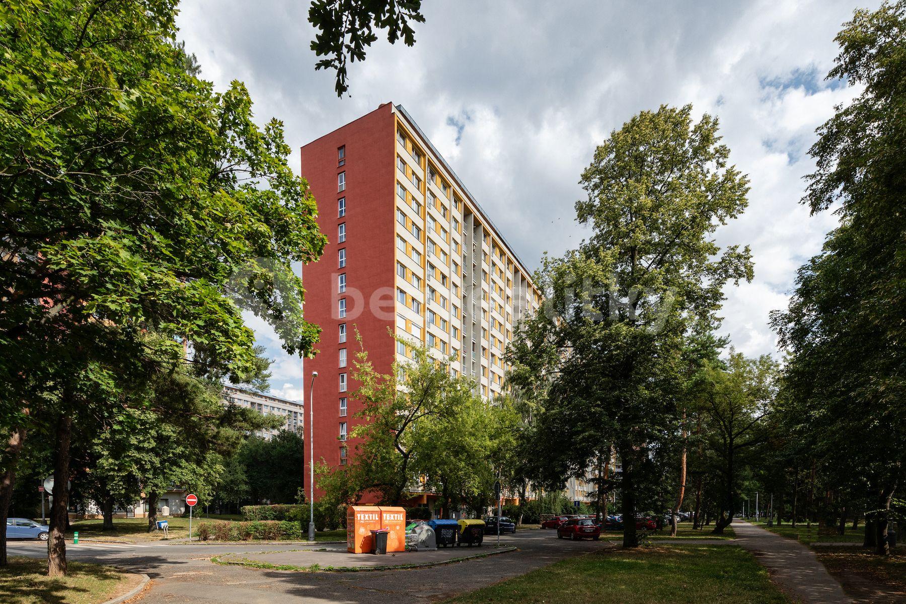 Prodej bytu 3+1 70 m², Střekovská, Praha, Praha