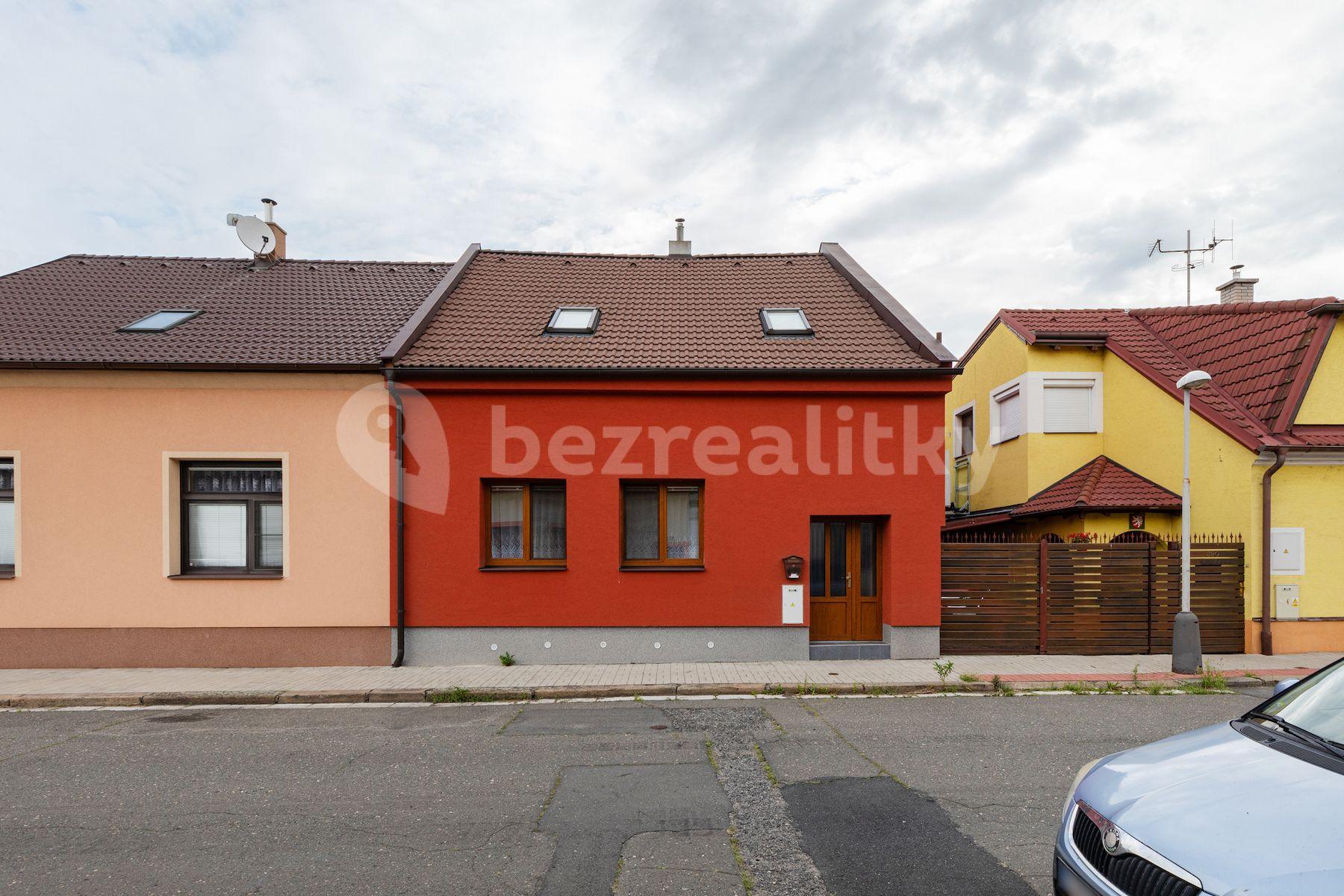 Prodej domu 151 m², pozemek 337 m², Háninská, Kolín, Středočeský kraj