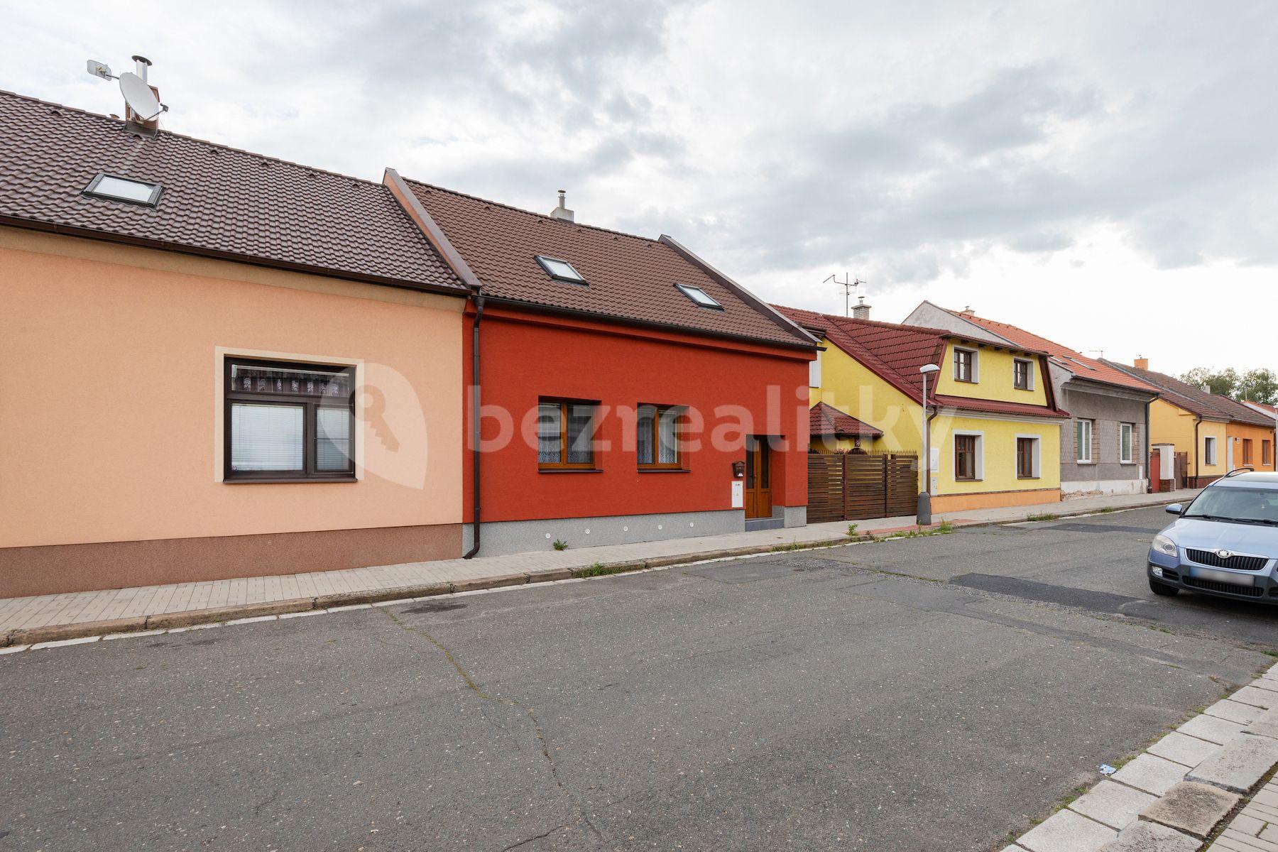 Prodej domu 151 m², pozemek 337 m², Háninská, Kolín, Středočeský kraj