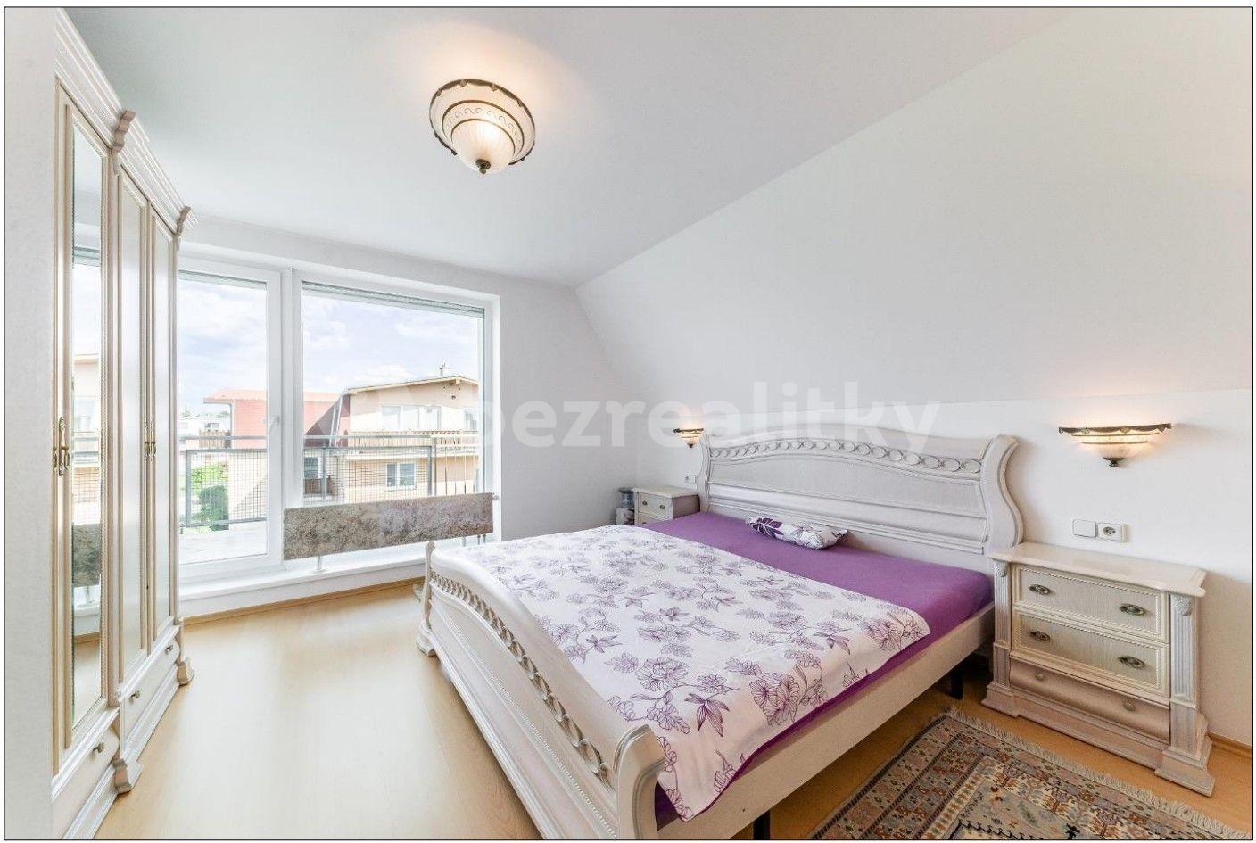 Pronájem bytu 4+1 136 m², Domanovická, Praha, Praha