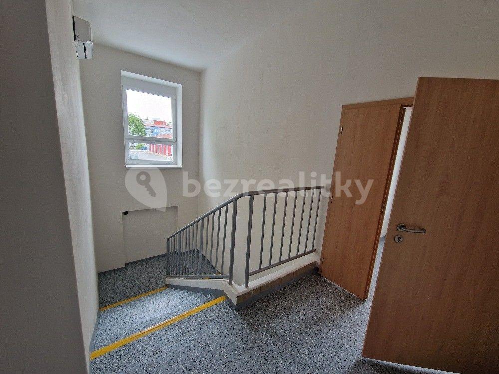 Pronájem nebytového prostoru 340 m², Ke Zlatému kopci, Praha, Praha