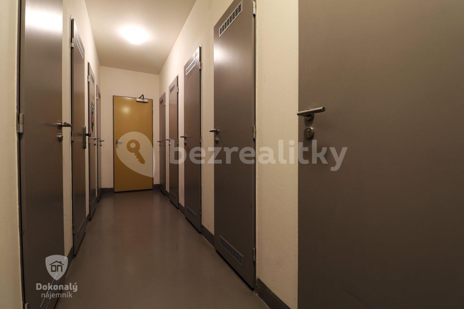 Pronájem bytu 3+kk 76 m², Frýdecká, Praha, Praha