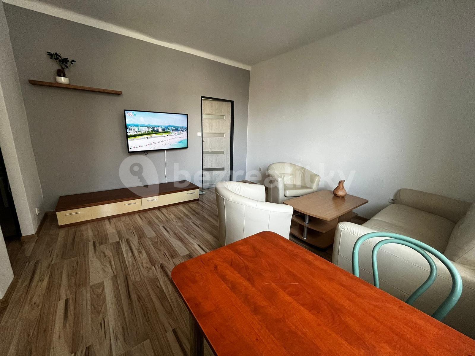 Pronájem bytu 2+kk 44 m², Amálská, Kladno, Středočeský kraj