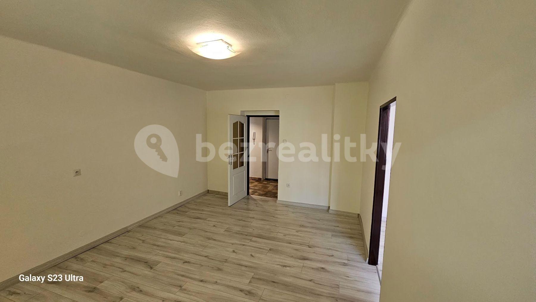 Prodej bytu 3+1 84 m², Husovo náměstí, Mladá Vožice, Jihočeský kraj