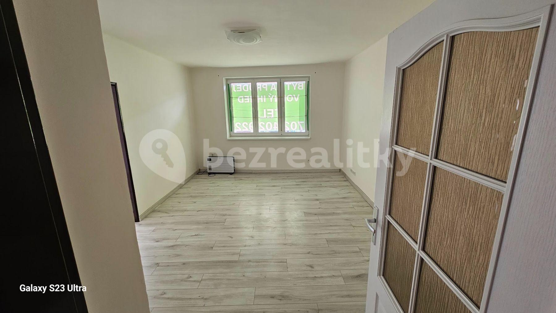 Prodej bytu 3+1 84 m², Husovo náměstí, Mladá Vožice, Jihočeský kraj