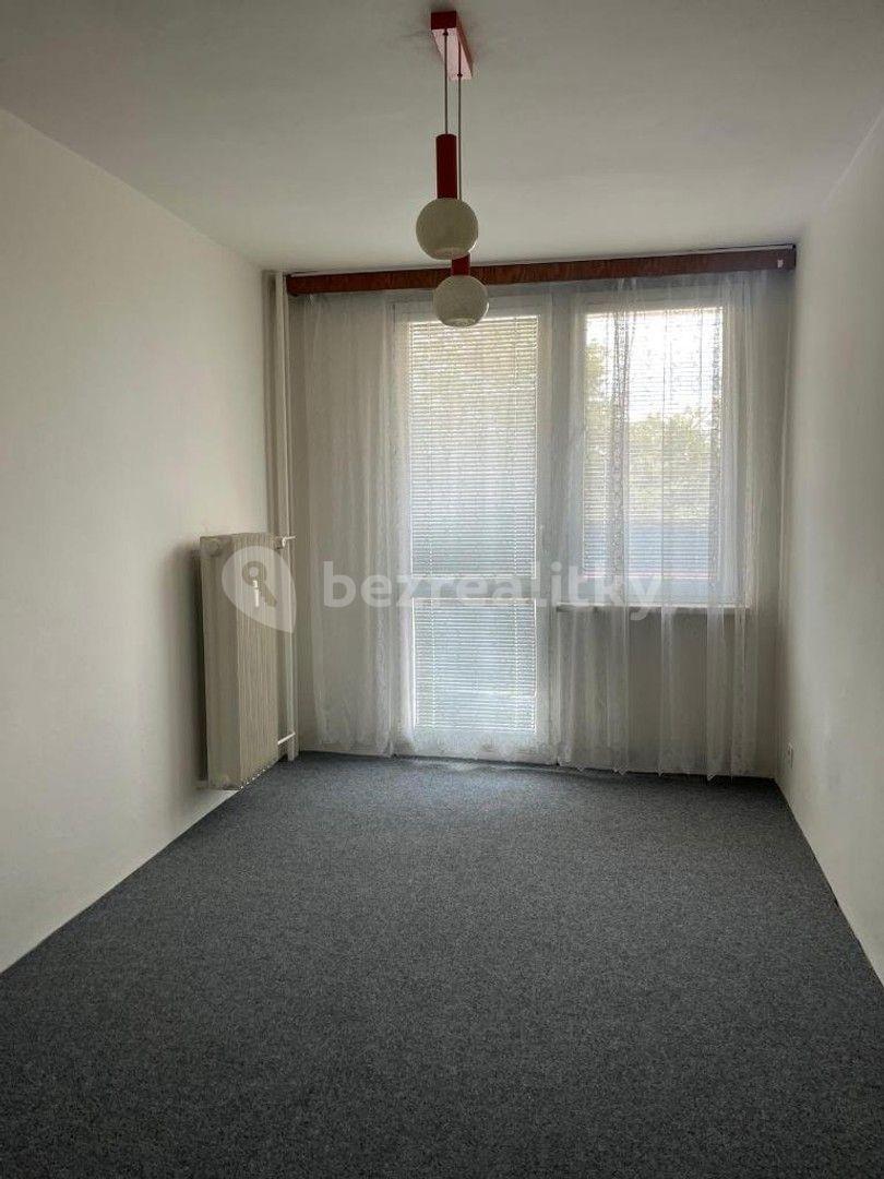 Pronájem bytu 3+1 74 m², Brožíkova, Pardubice, Pardubický kraj