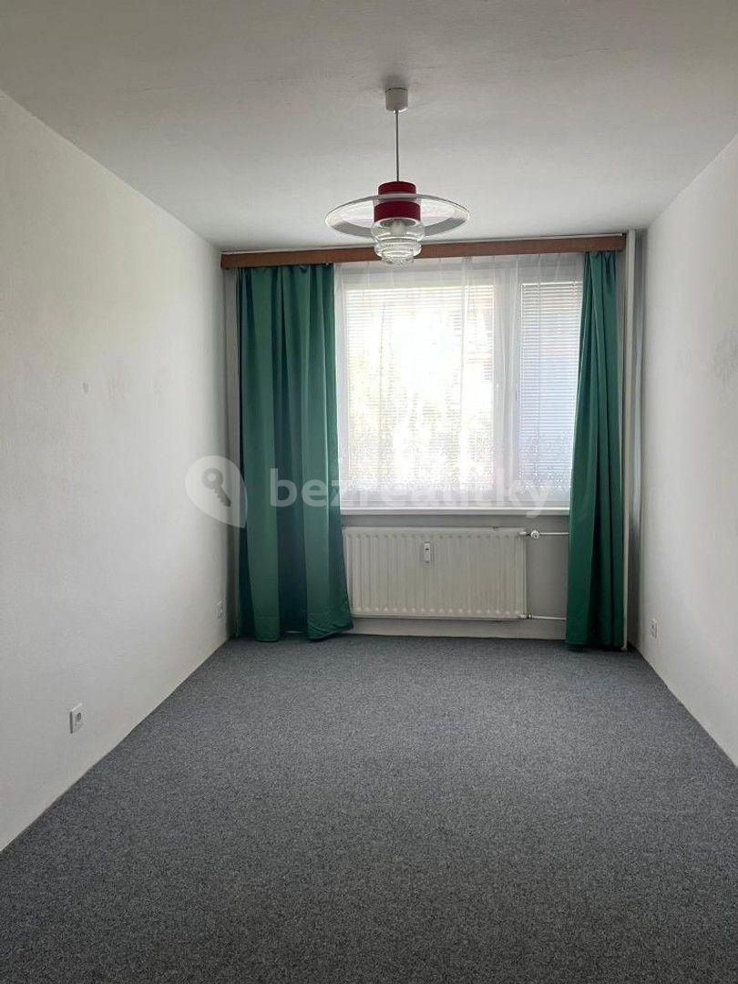 Pronájem bytu 3+1 74 m², Brožíkova, Pardubice, Pardubický kraj