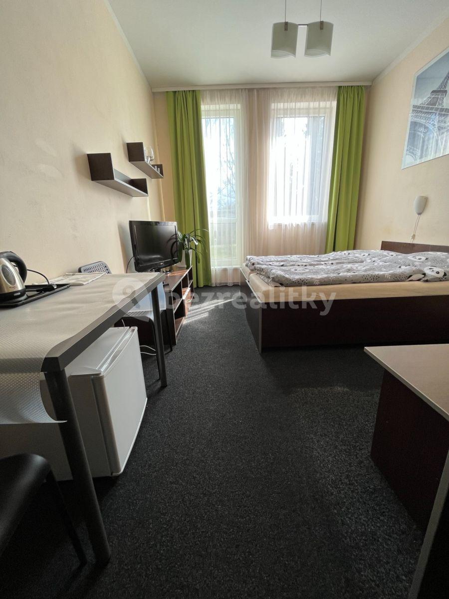 Pronájem bytu 1+kk 23 m², Poznaňská, Sázava, Středočeský kraj