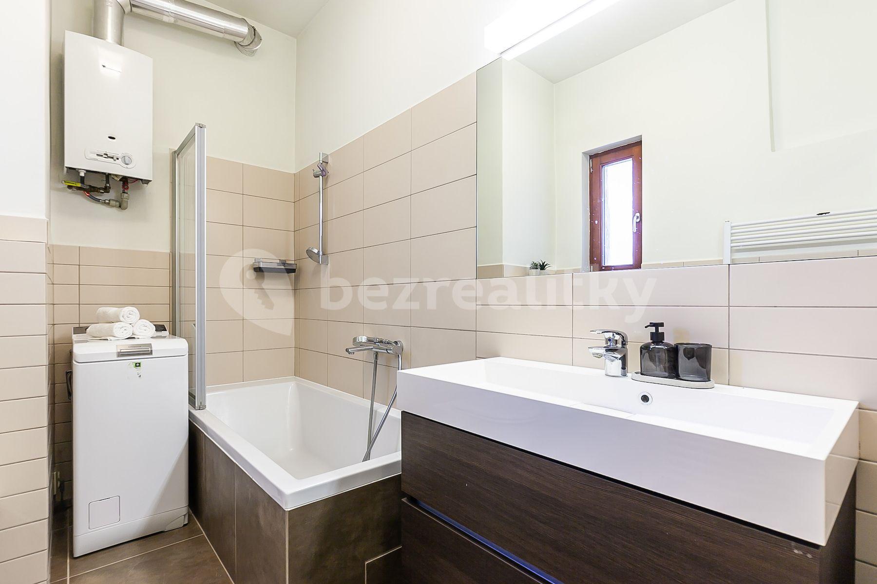 Prodej bytu 2+kk 58 m², Sokolovská, Praha, Praha