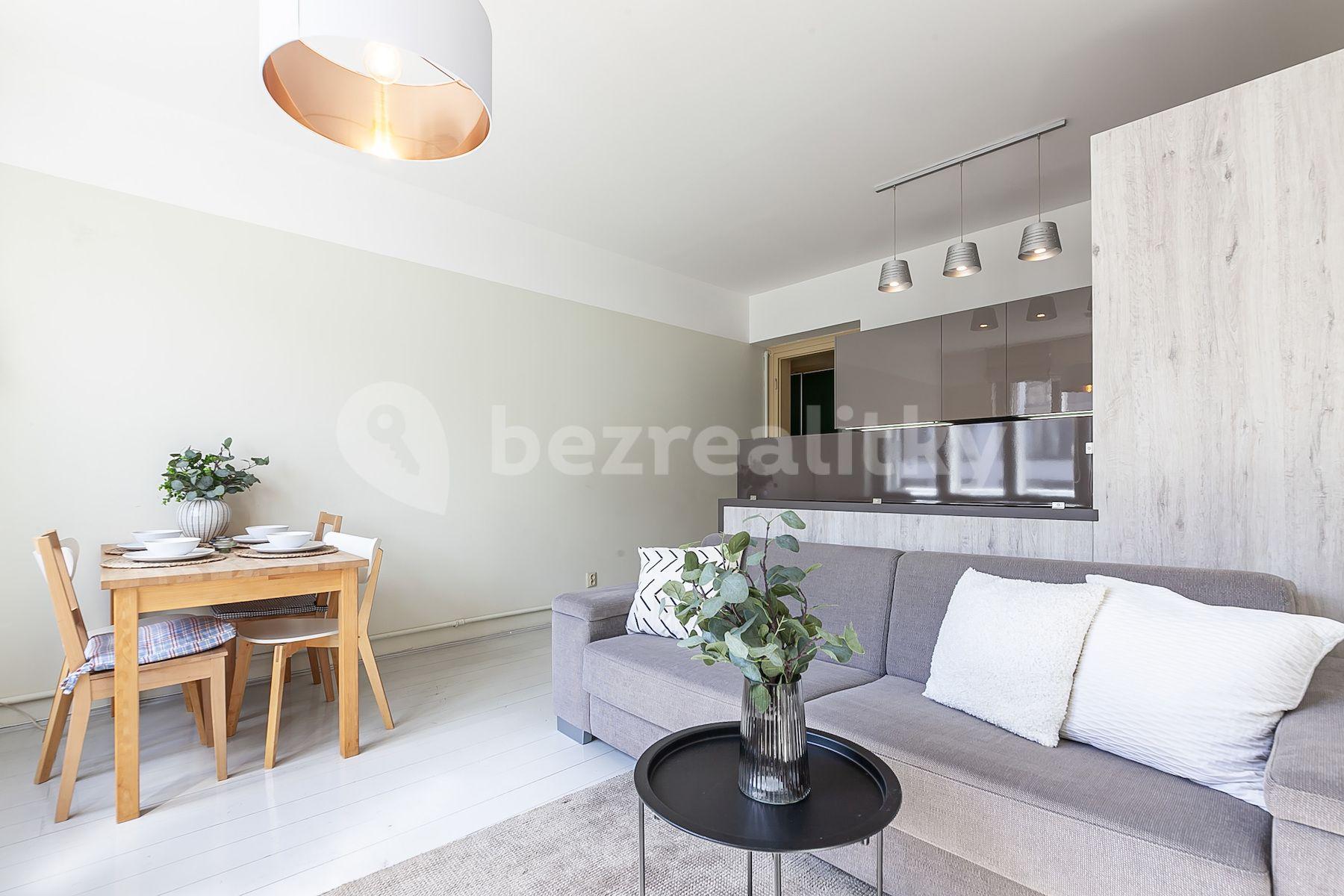 Prodej bytu 2+kk 58 m², Sokolovská, Praha, Praha