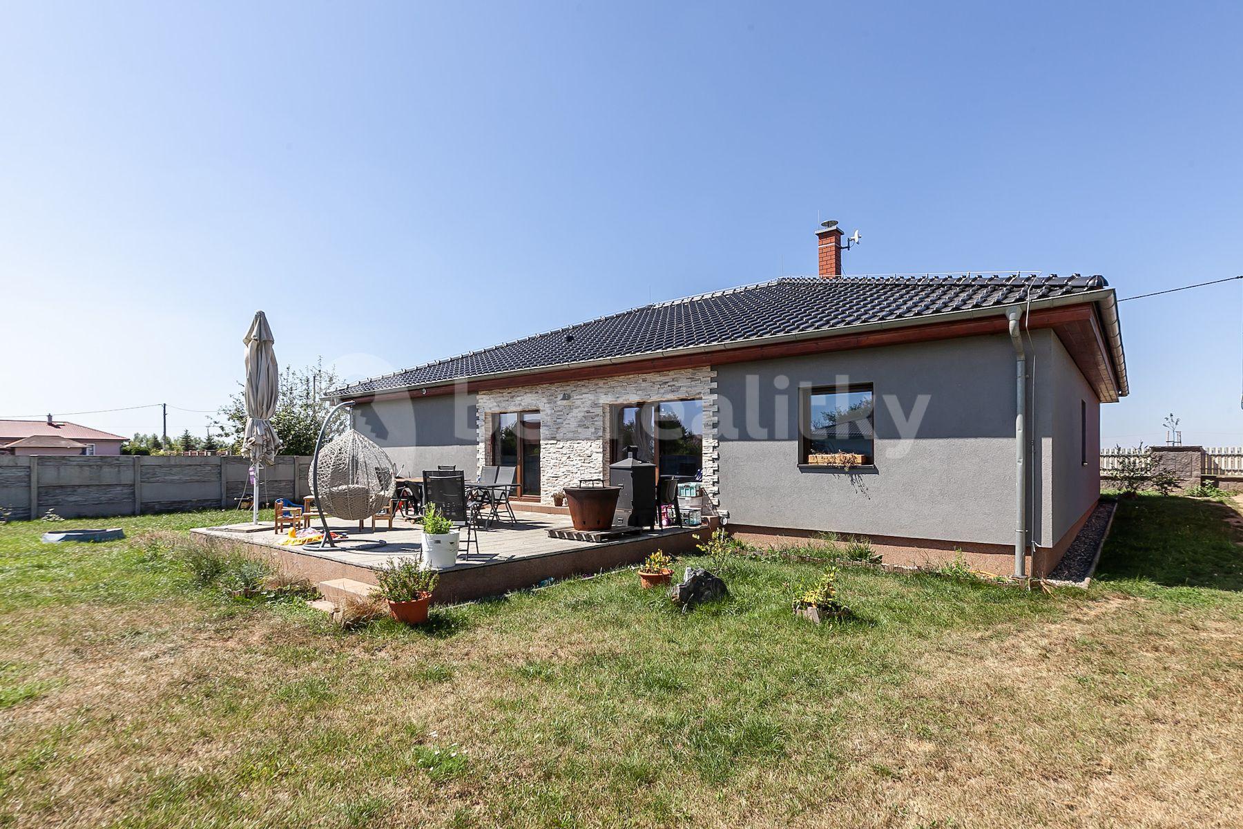 Prodej domu 167 m², pozemek 1.001 m², Zálezlice, Zálezlice, Středočeský kraj