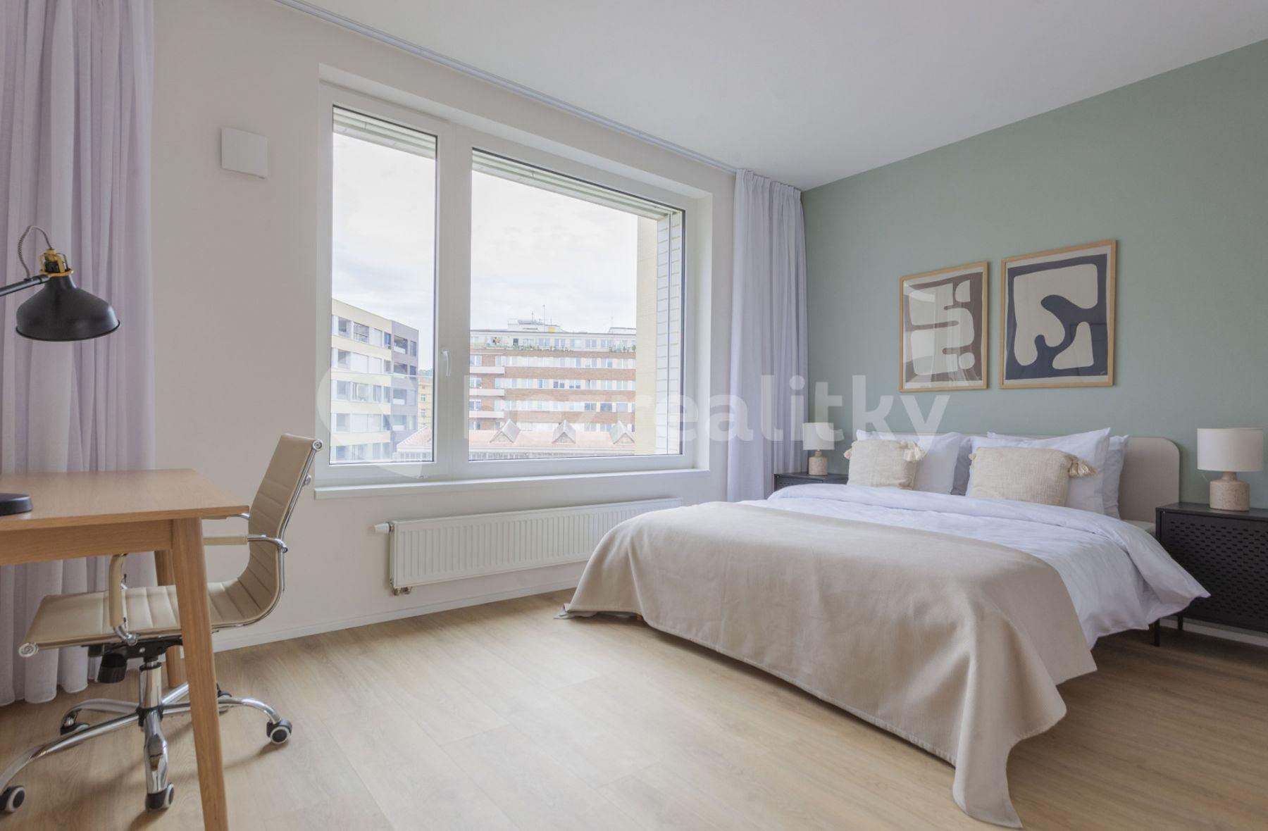 Pronájem bytu 3+1 90 m², U Pergamenky, Praha, Praha