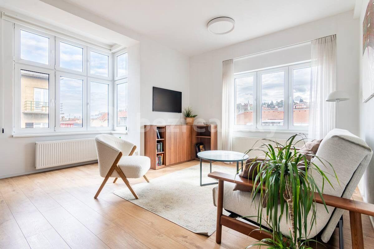 Pronájem bytu 2+kk 65 m², Holečkova, Praha, Praha