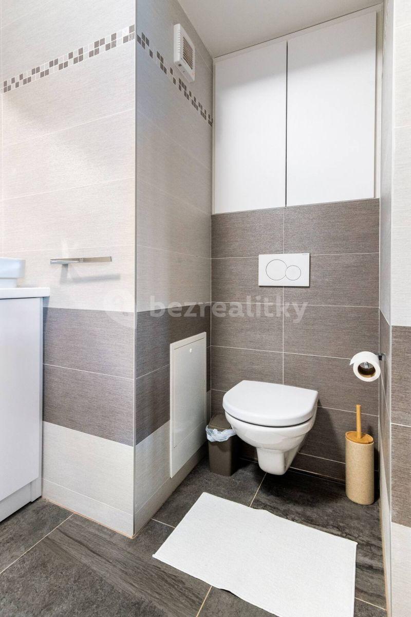 Pronájem bytu 2+kk 65 m², Holečkova, Praha, Praha