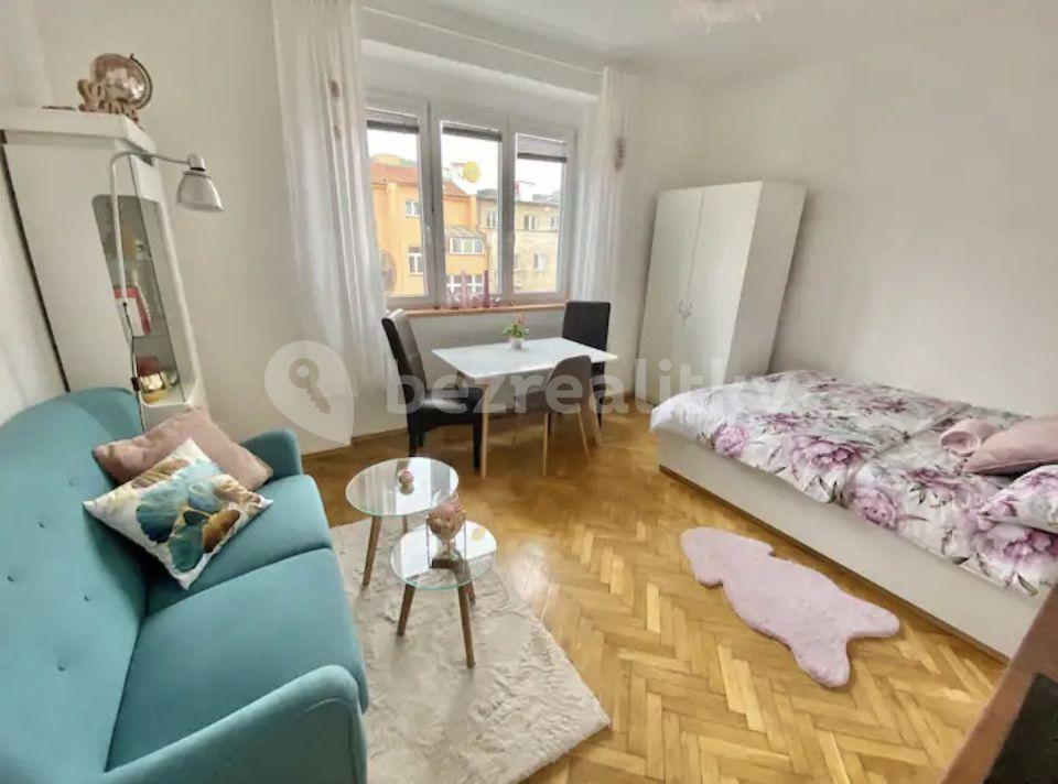 Pronájem bytu 1+kk 25 m², Na Bitevní Pláni, Praha, Praha