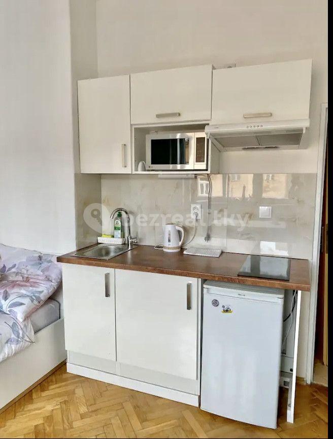 Pronájem bytu 1+kk 25 m², Na Bitevní Pláni, Praha, Praha