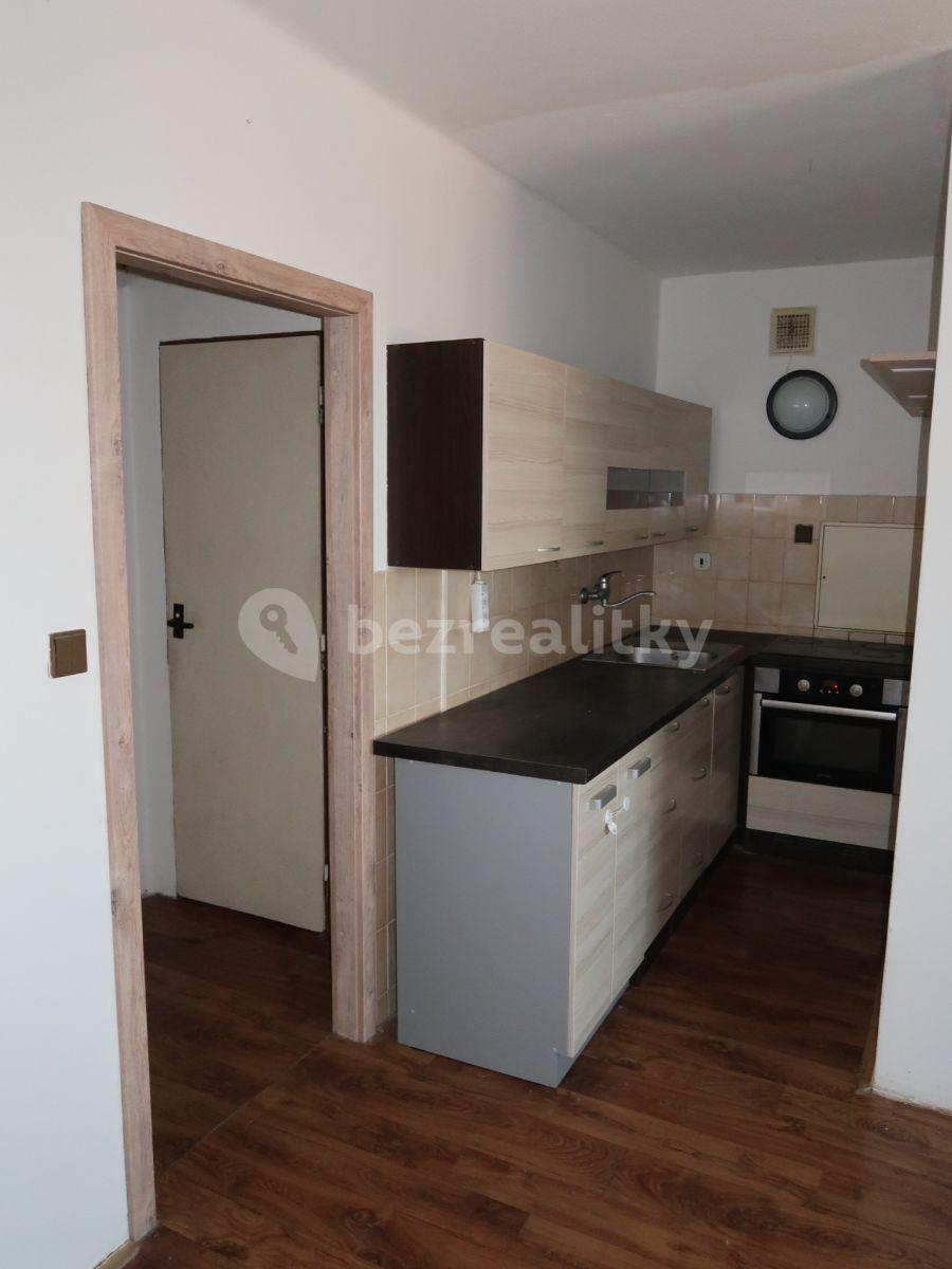 Pronájem bytu 2+kk 34 m², Veverkova, Hradec Králové, Královéhradecký kraj