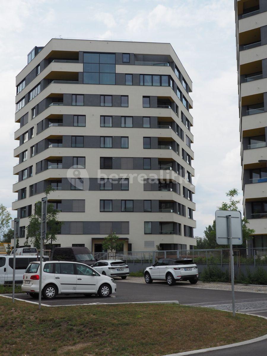 Pronájem bytu 2+kk 60 m², Sokolova, Praha, Praha