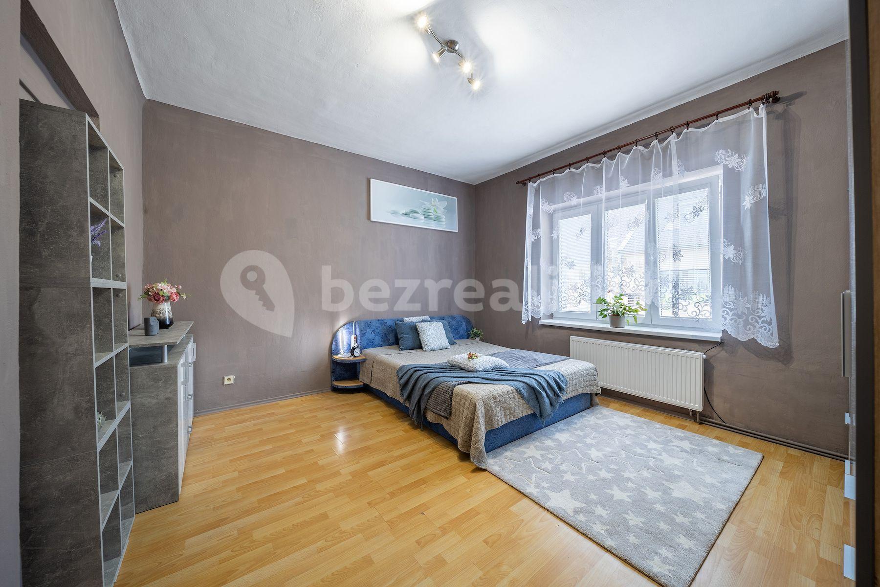 Prodej domu 109 m², pozemek 379 m², B. Martinů, České Budějovice, Jihočeský kraj