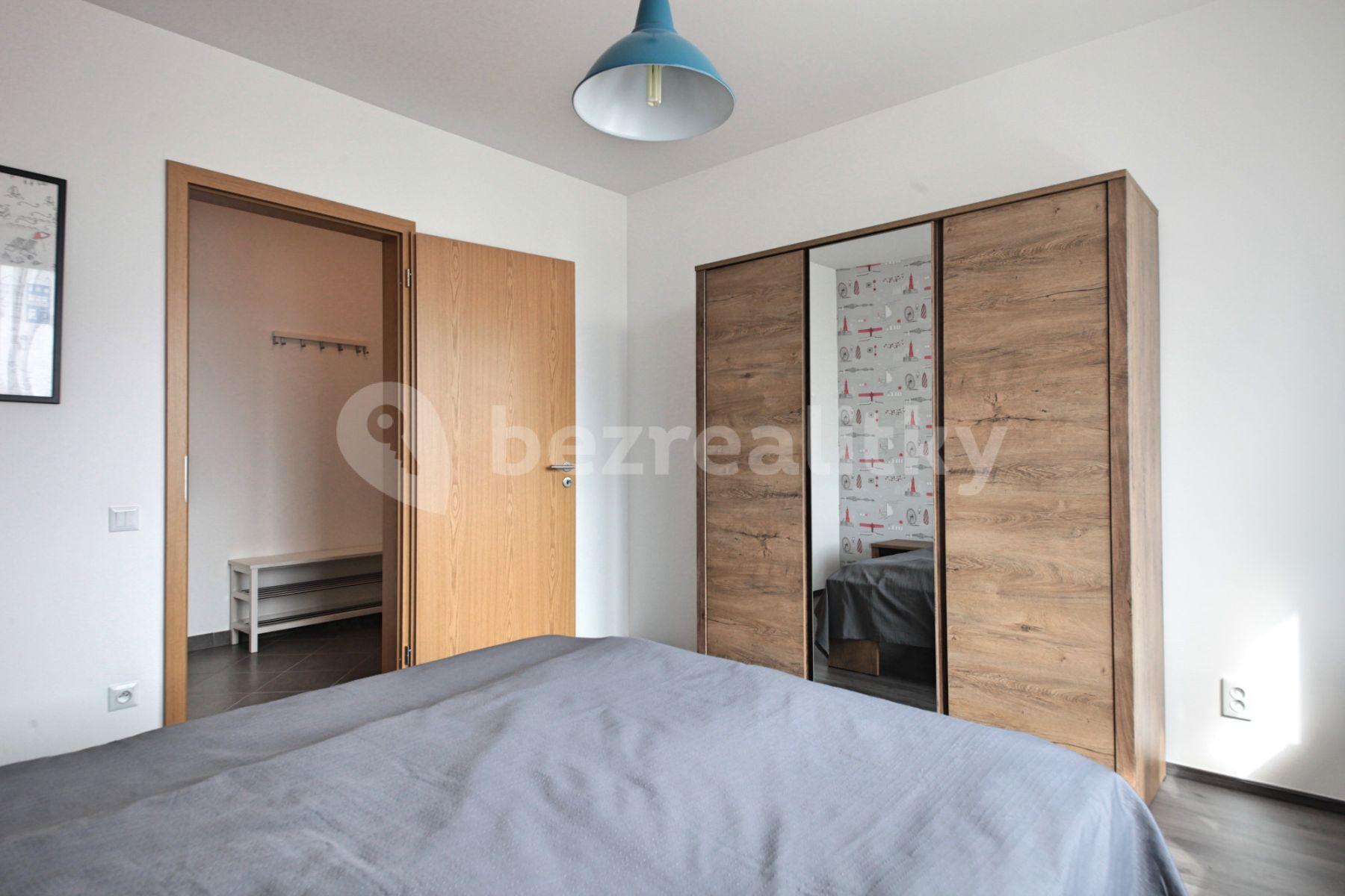 Pronájem bytu 3+1 85 m², Olgy Havlové, Praha, Praha