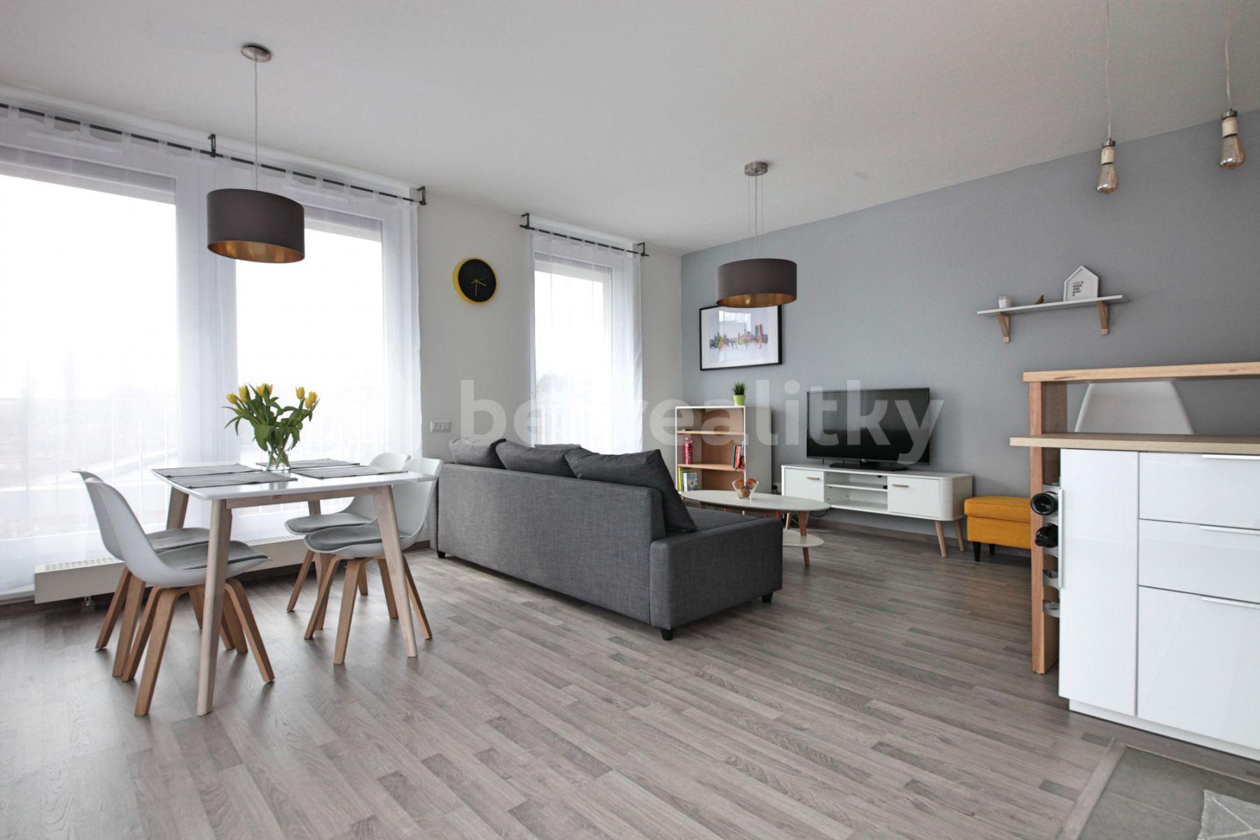 Pronájem bytu 3+1 85 m², Olgy Havlové, Praha, Praha