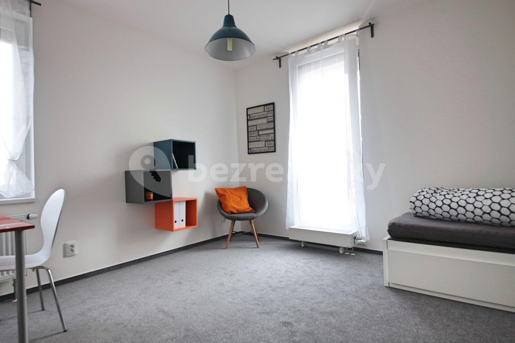 Pronájem bytu 3+1 85 m², Olgy Havlové, Praha, Praha