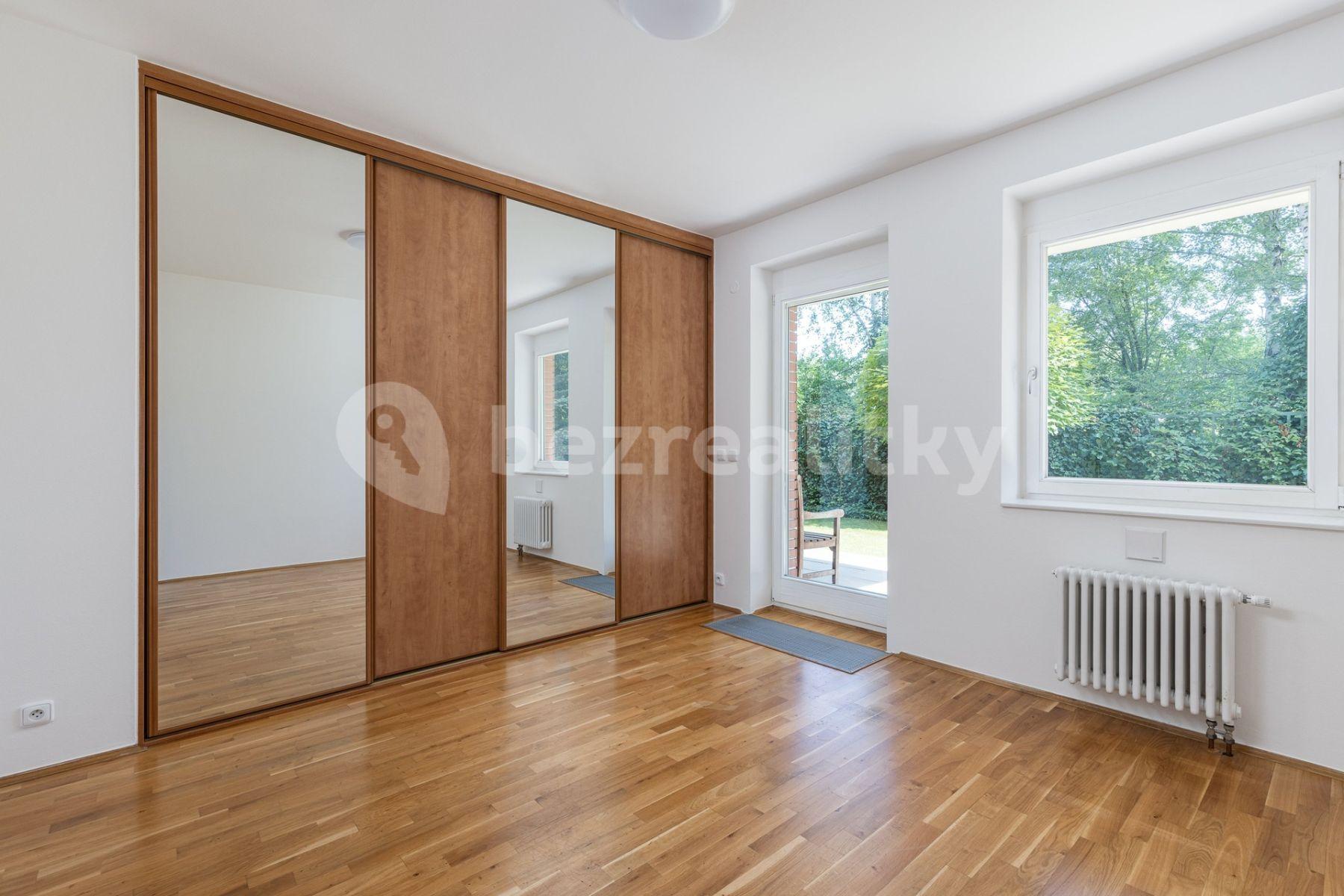 Pronájem bytu 4+kk 142 m², U kříže, Praha, Praha