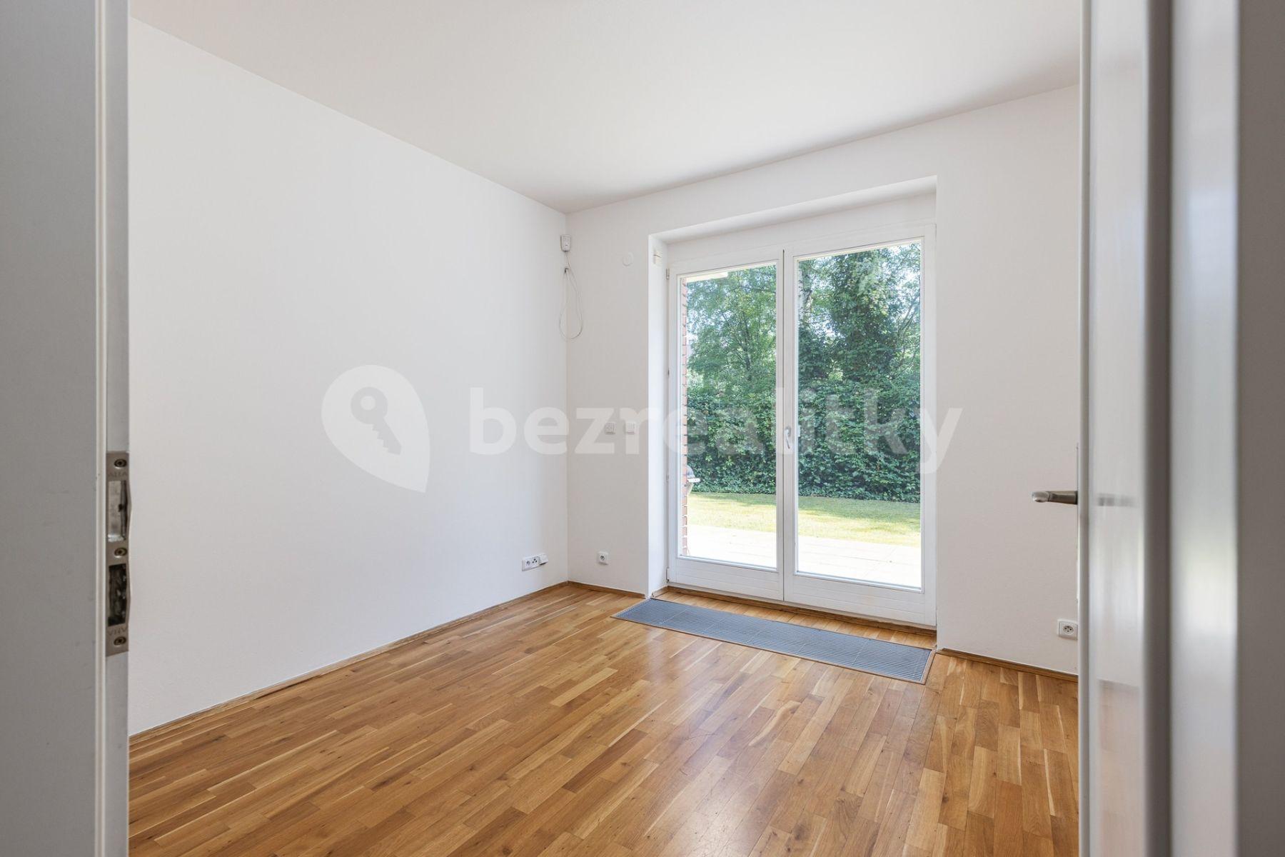 Pronájem bytu 4+kk 142 m², U kříže, Praha, Praha