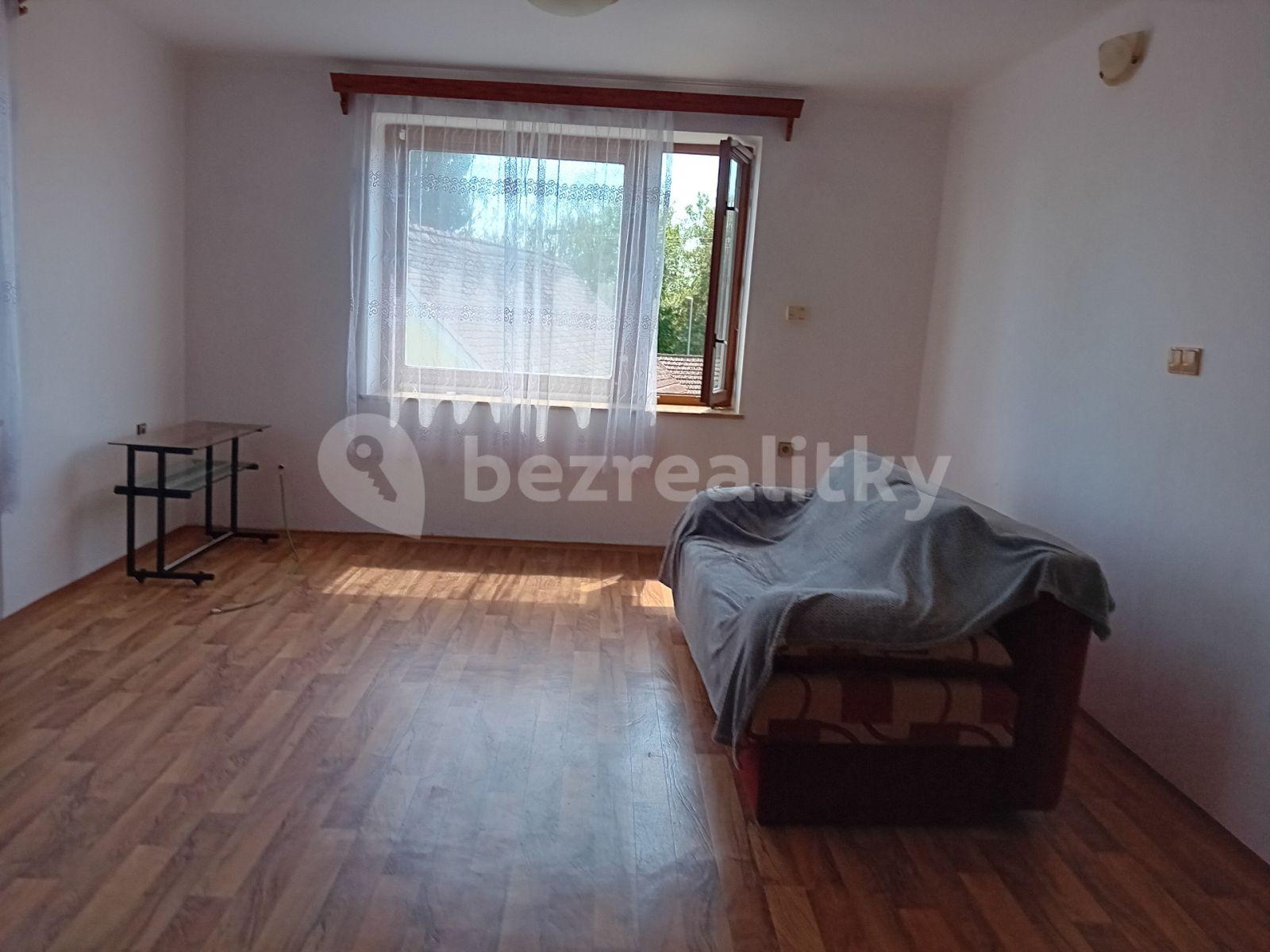 Pronájem bytu 1+1 45 m², Velimská, Sokoleč, Středočeský kraj